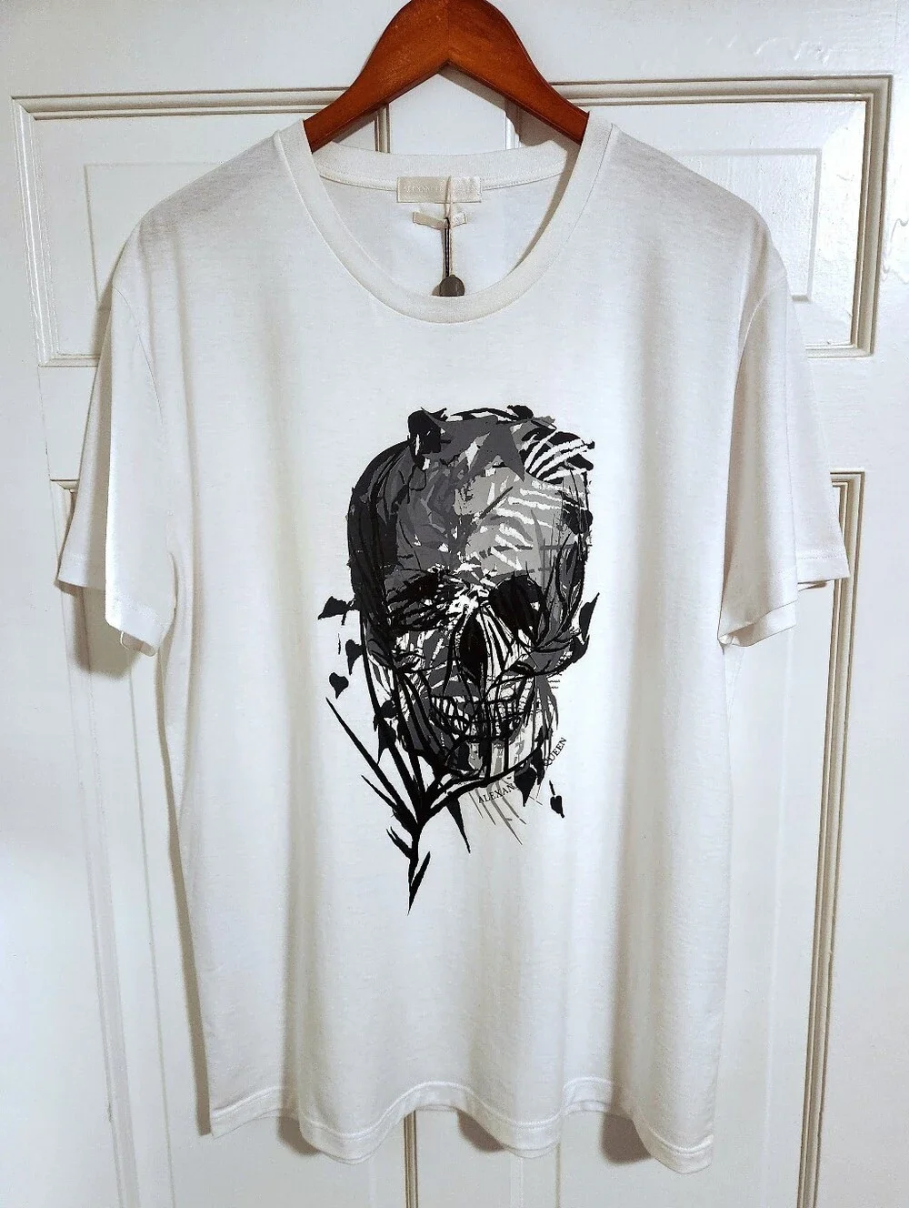 🆕️ 💀Alexander McQueen💀 - White/Gray Floral Skull Print Cotton Tee